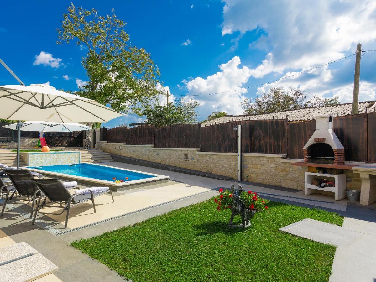 Villa Patrick-Luxury Stone House In The Center Of Istria パジン エクステリア 写真