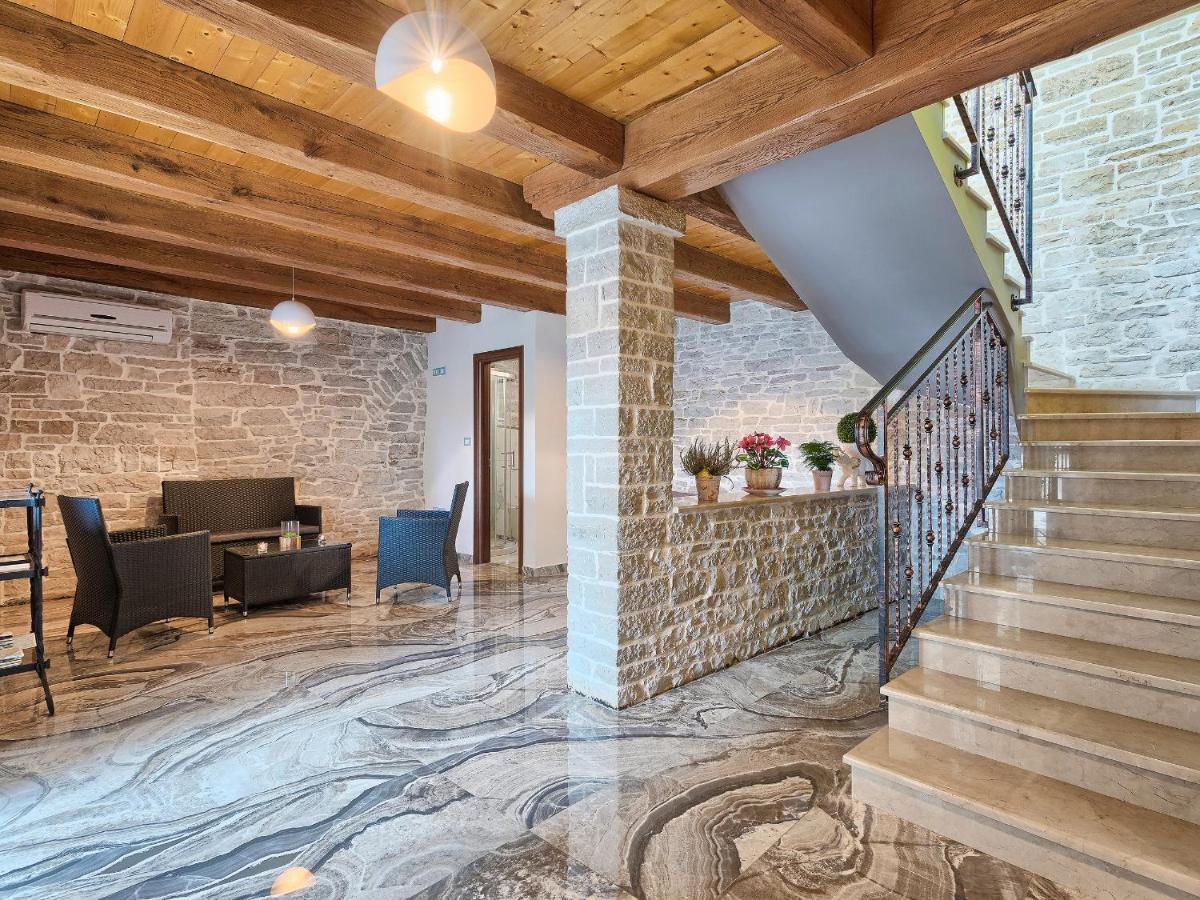 Villa Patrick-Luxury Stone House In The Center Of Istria パジン エクステリア 写真