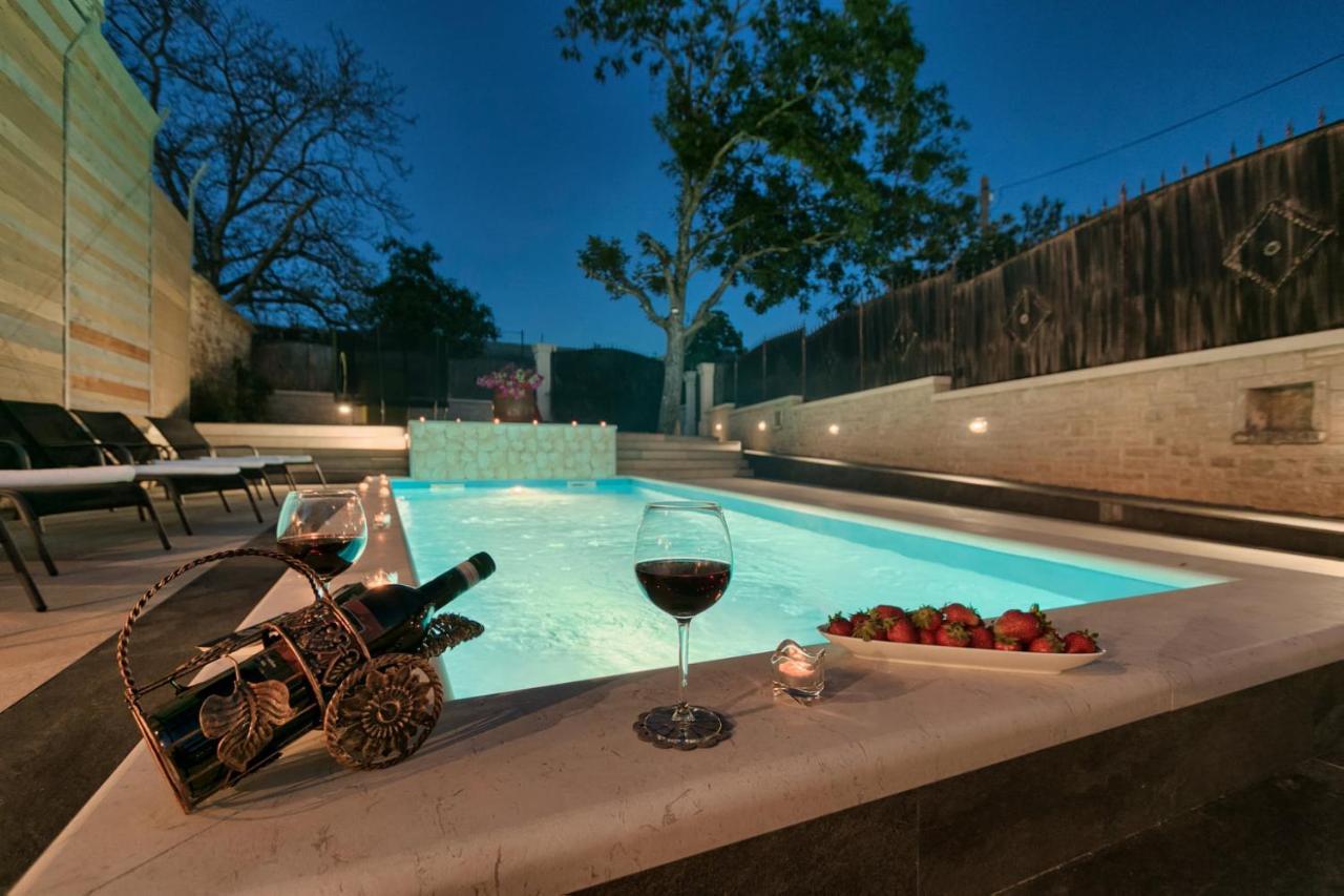 Villa Patrick-Luxury Stone House In The Center Of Istria パジン エクステリア 写真