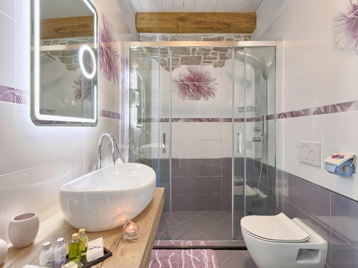 Villa Patrick-Luxury Stone House In The Center Of Istria パジン エクステリア 写真
