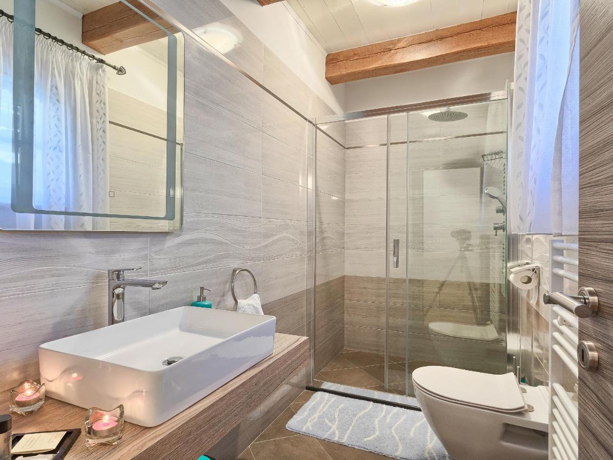 Villa Patrick-Luxury Stone House In The Center Of Istria パジン エクステリア 写真